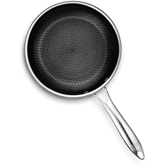 HexClad Hybrid Nonstick 3-Litre Saucepan with Tempered Glass Lid, Stay-Cool Handle, Dishwasher-Friendly, Oven-Safe Up to 480°C, Induction Ready, Compatible with All Cooktops