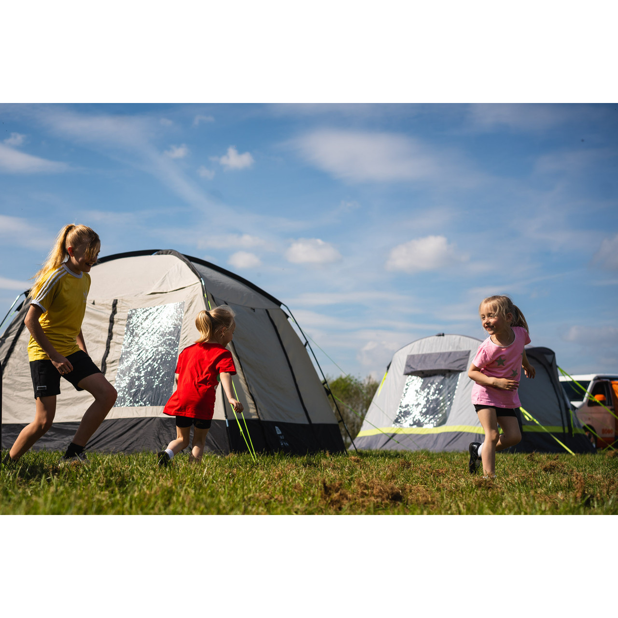 Cubo Campervan awning (Fibreglass Poles)
