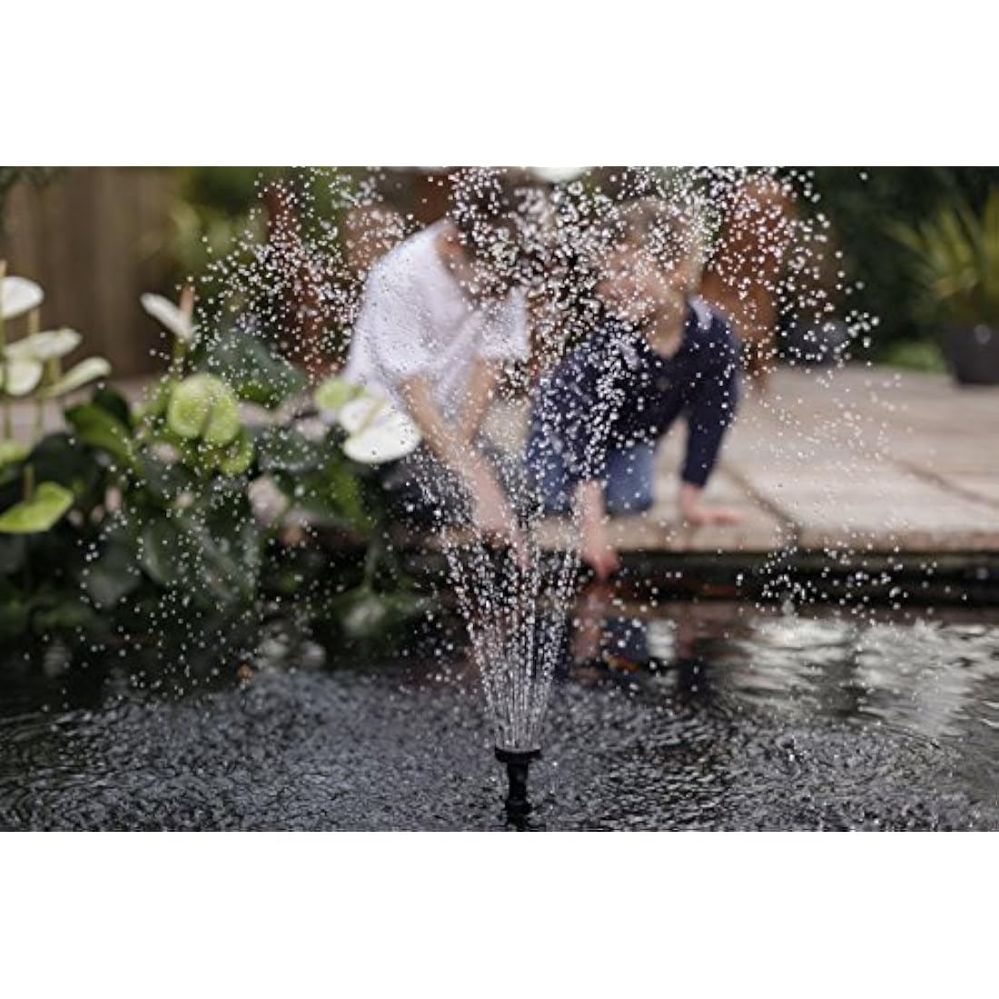 Blagdon Midipond High Performance Pond Pump to Run Fountains, Waterfalls & Filters, 5 Fountain Heads, Adjustable Extension Pipes, Fittings Included, Easy Clean, for Ponds up to 4620 Litres, Black