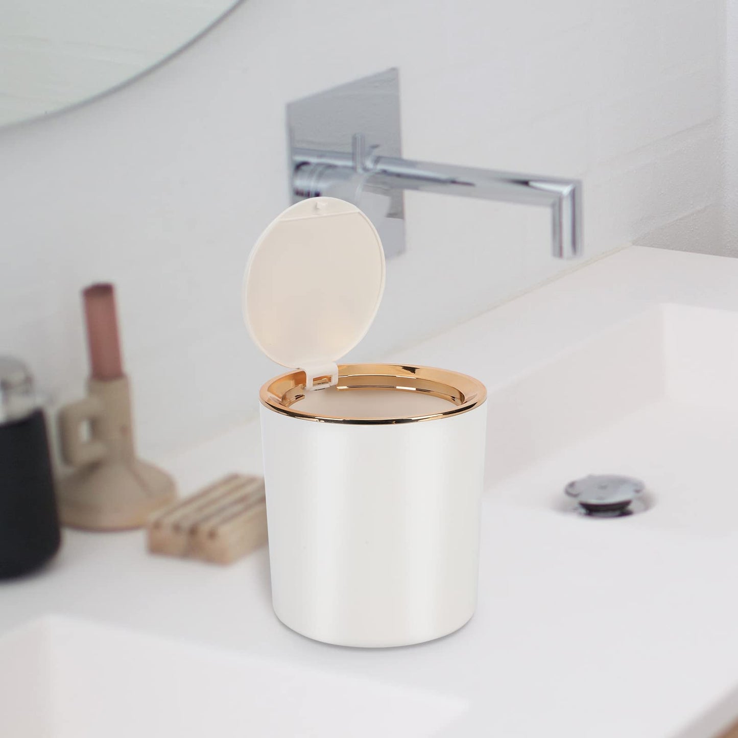 Desk Bin with Lid, Mini Table Trash Can,15 * 14.5cm Portable Small Dustbin for Bathroom Living Room Kitchen Car Dressing Table (Black)