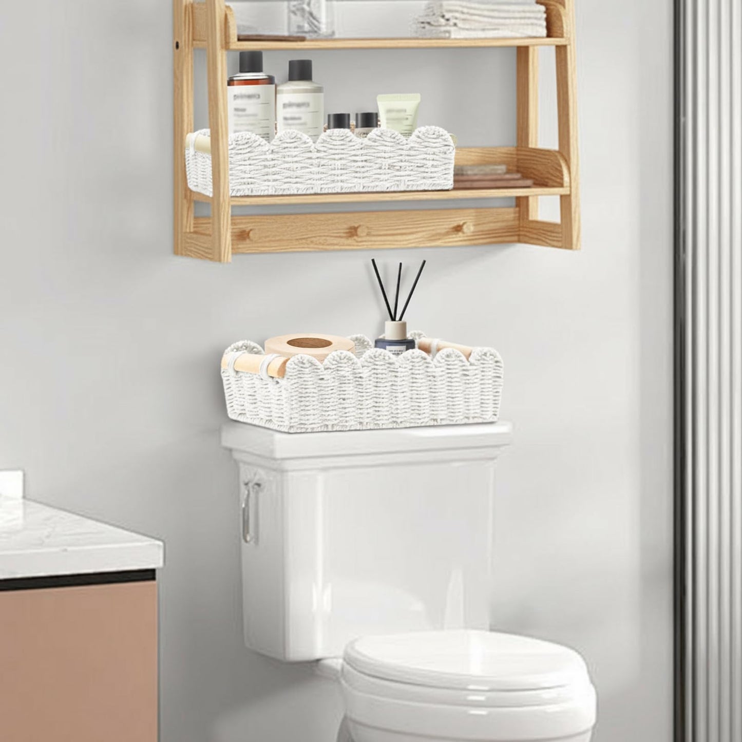 Yiomxhi 2 Pcs Wicker Storage Baskets, Woven Organizer Bins with Wooden Handles, Rope Scalloped Edge Toilet Paper Baskets for Bathroom, Shelf, Kitchen