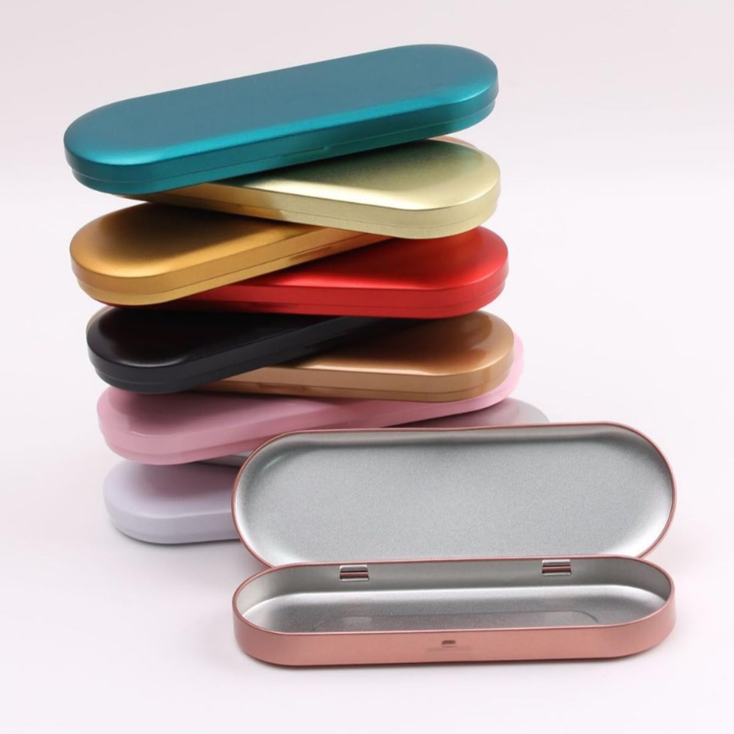Aoktorkit 1PCS Metal Tin Box Container, 17.5x6x1.8cm Oval Empty Mini Storage Box Portable Storage Container with Lid for Small Items, Black
