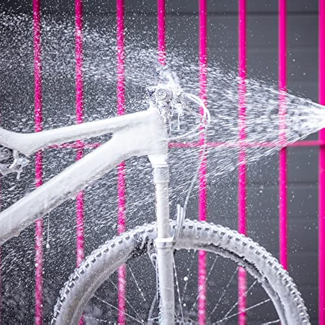 Muc-Off Nano-Tech Bike Cleaner, 5 Litre - Biodegradable Bike Cleaning and Bike Degreaser Spray - Fast-Action Bike Wash for MTB, Road, Gravel, eBikes, Pink