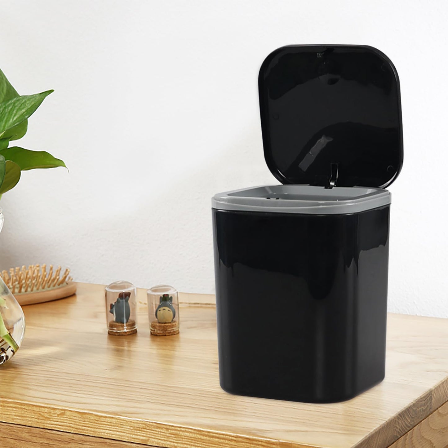 Julyeen Mini Plastic Desktop Paper Trash Bin, Bathroom Bins with Lid, Black