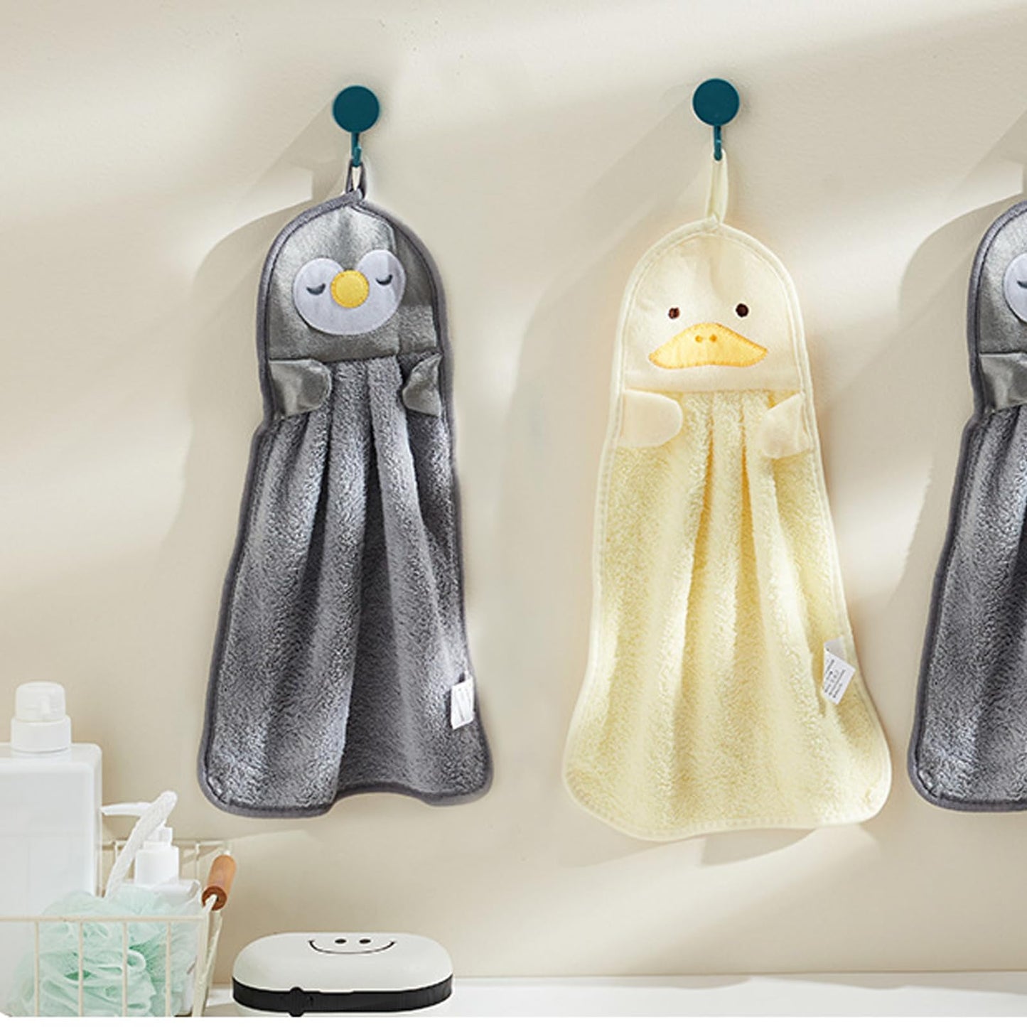 JinliangGuo 2Pcs Comfortable Animals Hand Towels Breathable Hanging Hand Towels Soft Coral Absorbent Washcloth for Kitchen and Bathroom (Yellow Gray)