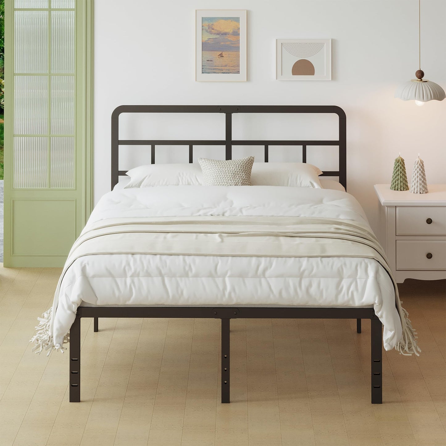 Lutown-Teen Black Double Bed Frame 4ft 6 with Curved Headboard, Heavy Duty 46 cm High Metal Bed Frame Double with Steel Slat Support, Underbed
