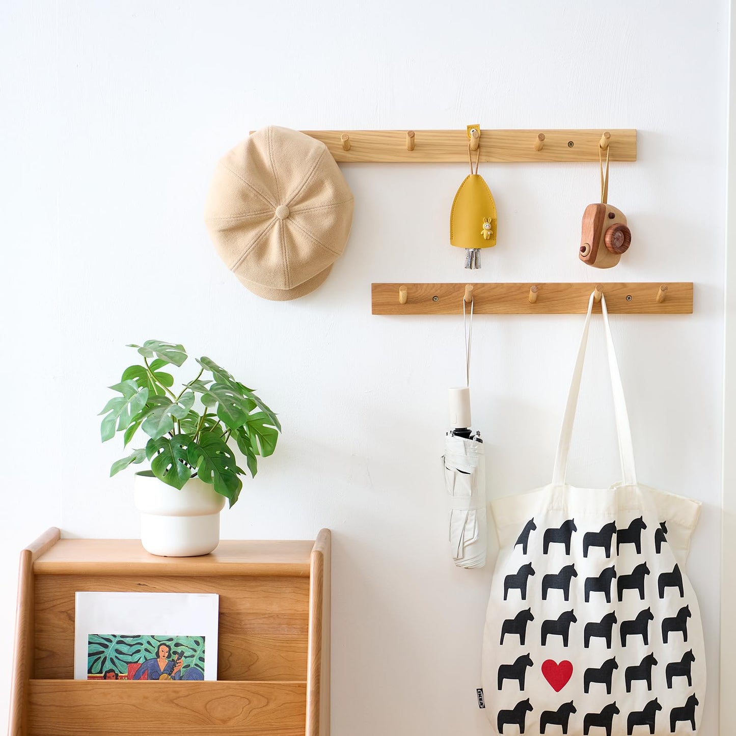 TREOAKWIS Coat Hooks Wall Mounted, 50cm Wooden Coat Rack with 5 Hooks
