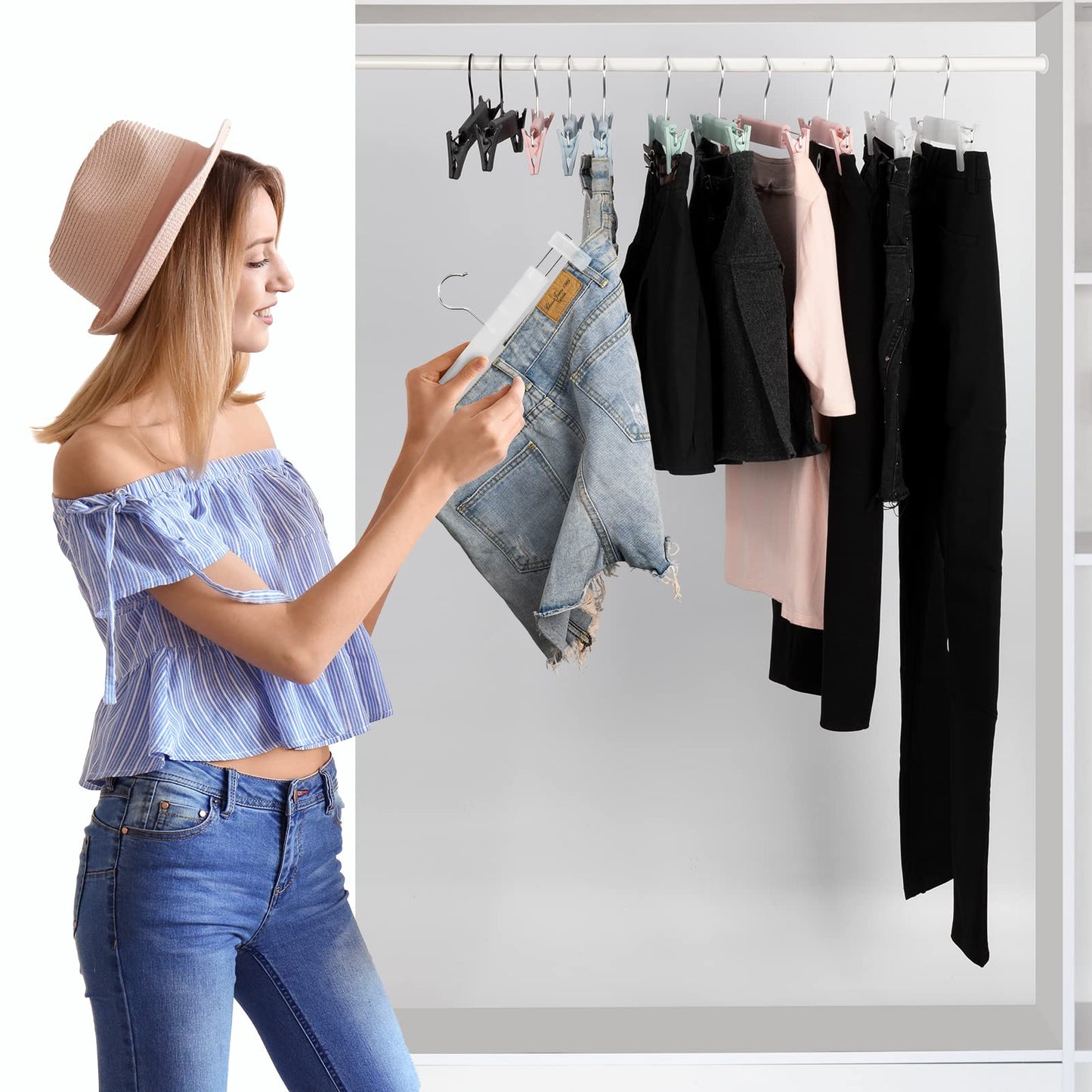 Lamitocs Pack of 10 Clothes Hangers with Strong Non-Slip Adjustable Clips Hooks, Space-Saving Trouser Hangers for Hanging Trousers, Socks, Skirts