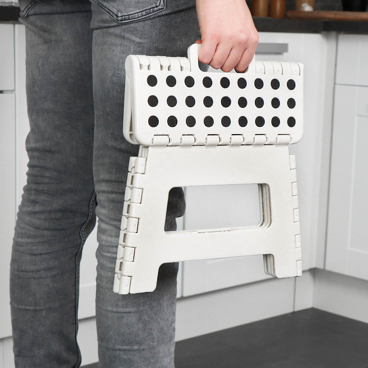 COM-FOUR® folding step with rubber studs, foldable step stool