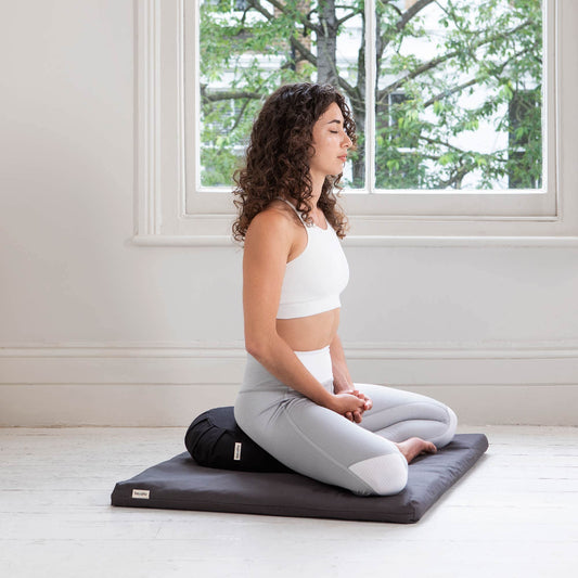 basaho Zabuton Meditation Mat | Organic Cotton | Recycled Fibre Filling (Stone)