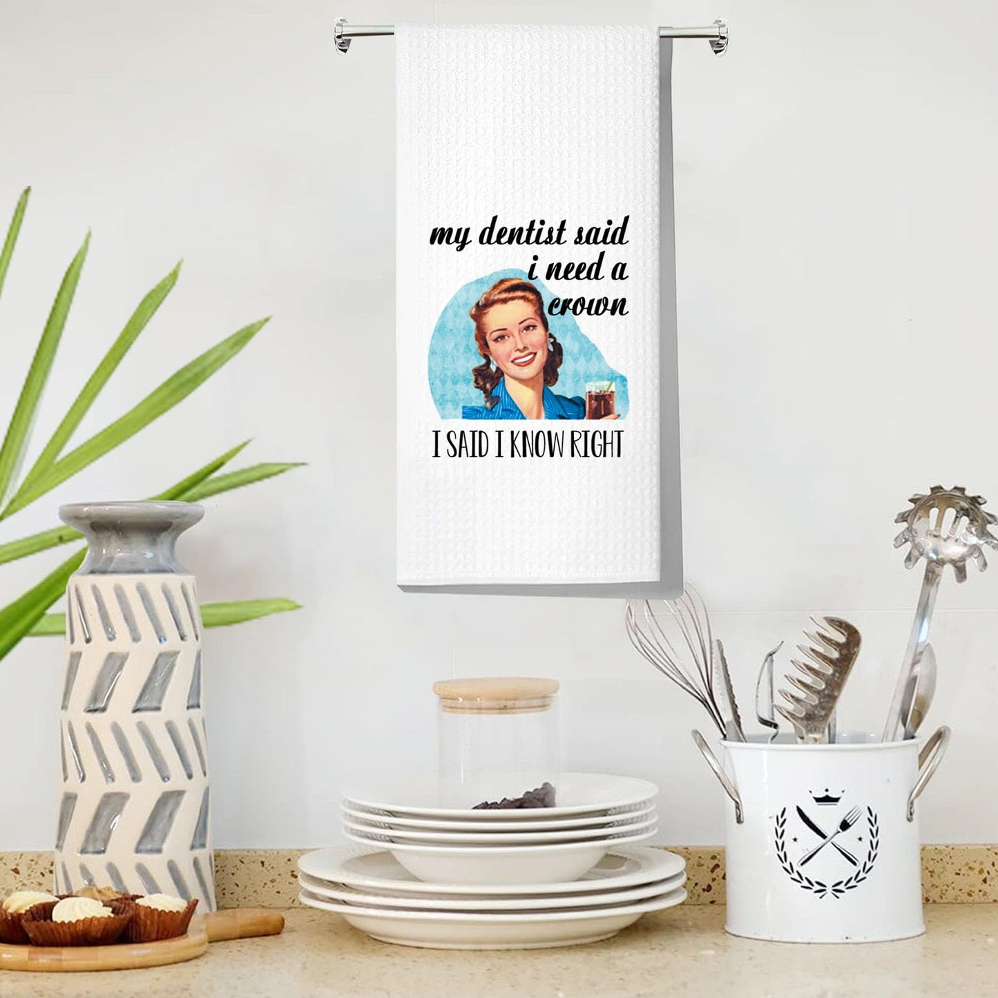 LEVLO Retro Sassy with Funny Saying Dish Towel Retro 50s Gift for Women Vintage Houmorous Kitchen Towel (My Dentist Said Towel)