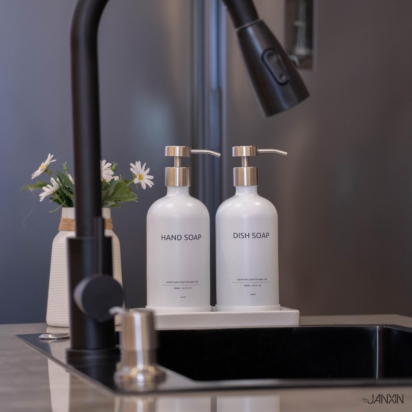 Janxin 2pcs Refillable Liquid Hand Jar Dispenser for Bathroom, Glass Soap Dispenser Bottle with Pump, 500ML, With Ceramic Tray