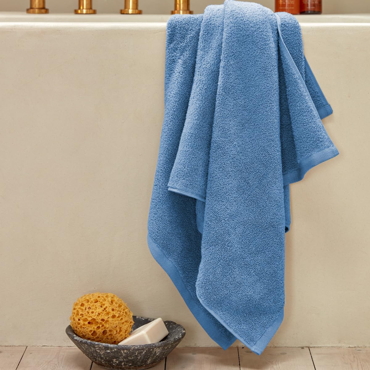 Christy Cirrus Lightweight Bath Towels | Set of 2 | Quick Dry | Super Soft and Fluffy | Lightweight Bathroom Shower Towels | 100% Cotton | Ocean Blue