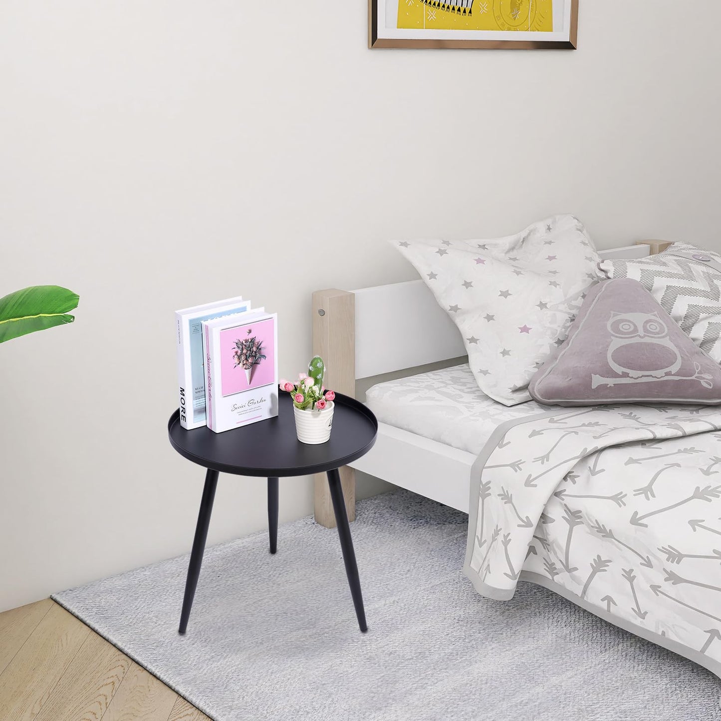H JINHUI 45cm Metal Side Table for Living Room, Round Sofa End Coffee Table, Modern Simple Metal Frame Snack Table
