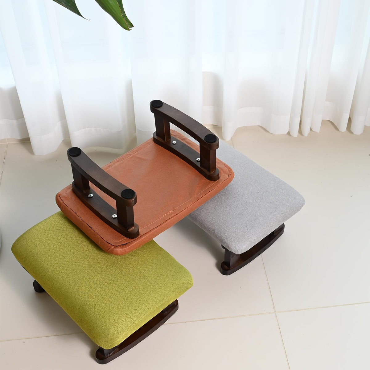 Small Footstool Short Low Foot Stool for Under Desk Footstools Cusioned Pouffe Foot Rest Office Foot Stools Small Footrest Grey