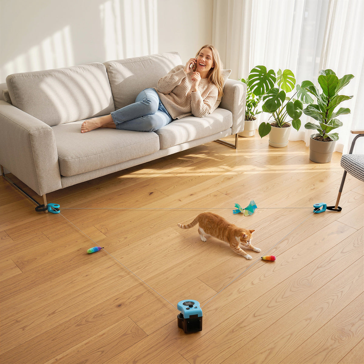 PawHut Interactive Cat Toy for Indoor Kittens & Adult with Adjustable Speed, DIY Track & Mouse Sound