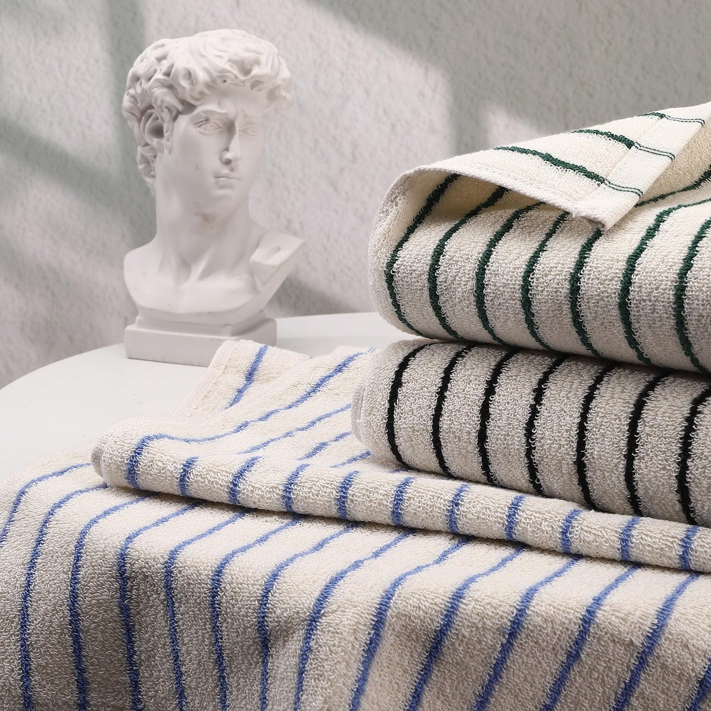 saerryor 3 Pack Hand Towels Cotton Soft Absorbent Towels 14” x 29” White