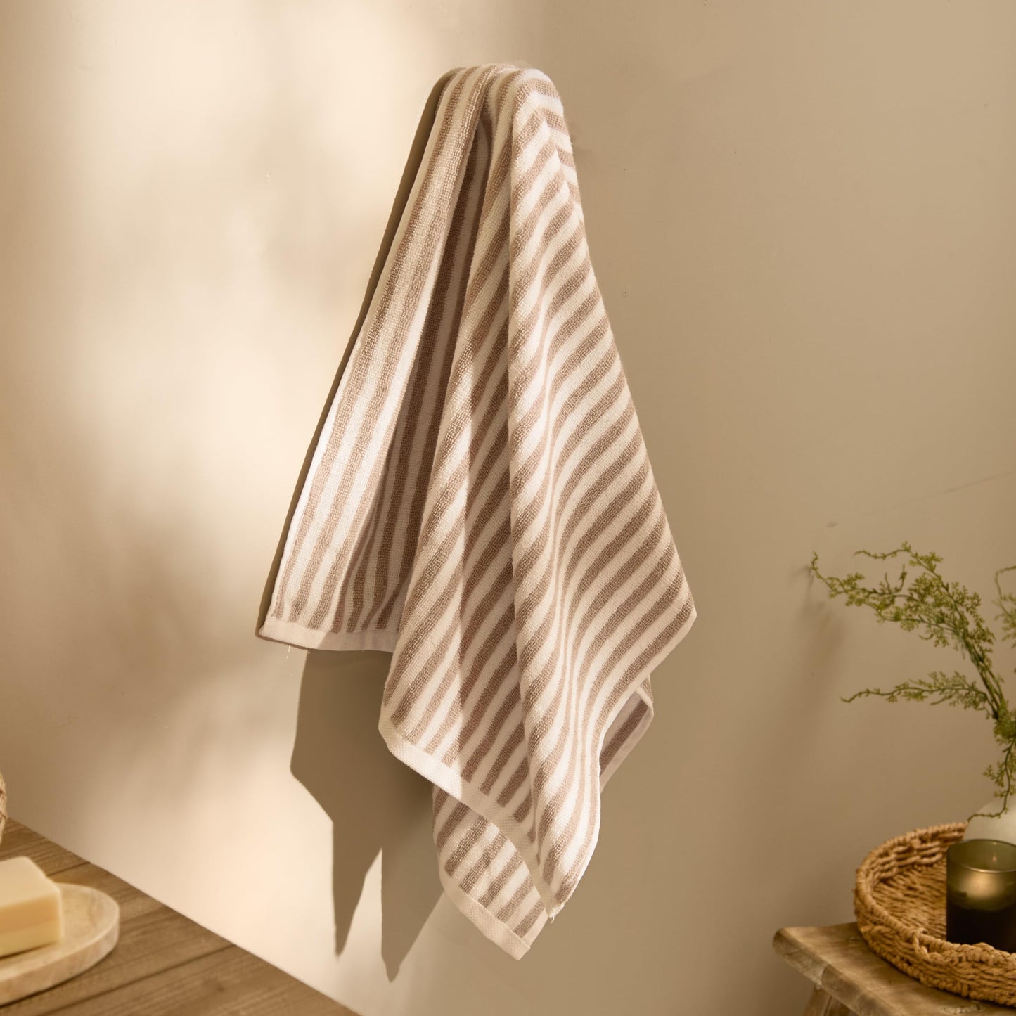 Yard Hebden Striped Cotton Terry Hand Towel (Natural, 50 x 100 cm)