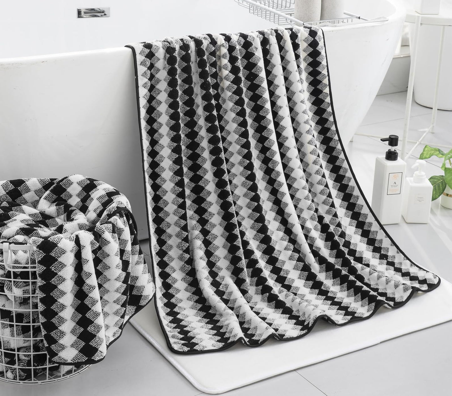 MAGGEA 2 Hand Towel Set 16"x31" Black White Towel Set for Bathroom,Highly Absorbent & Quick Dry Hand Towel for Daily Use,Soft Microfiber Multipurpose