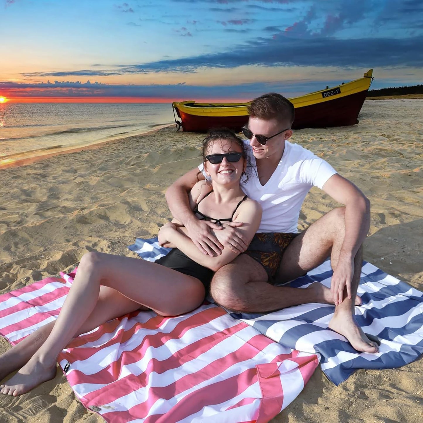 DDUP Microfibre Beach Towel, 160x80cm Extra Large Sand Free Beach Towels for Adults,Soft and Lightweight Travel Towel,Double Sided Quick Dry Super