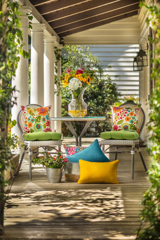 Pillow Perfect Bright Floral Indoor/Outdoor Square Corner Chair Seat Cushion with Ties, Plush Fiber Fill, Weather, and Fade Resistant, 16" x 18.5",