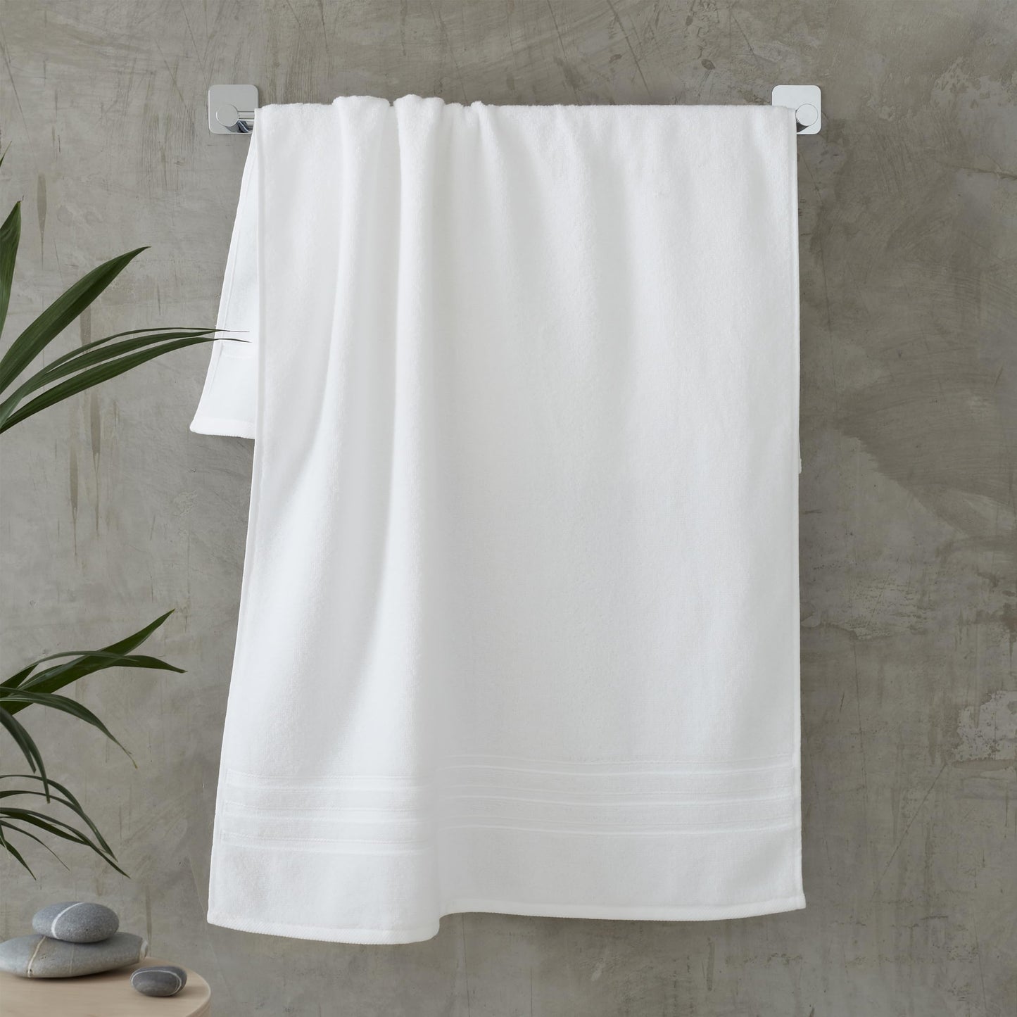 Catherine Lansfield Zero Twist Cotton 70x120cm Bath Towel White