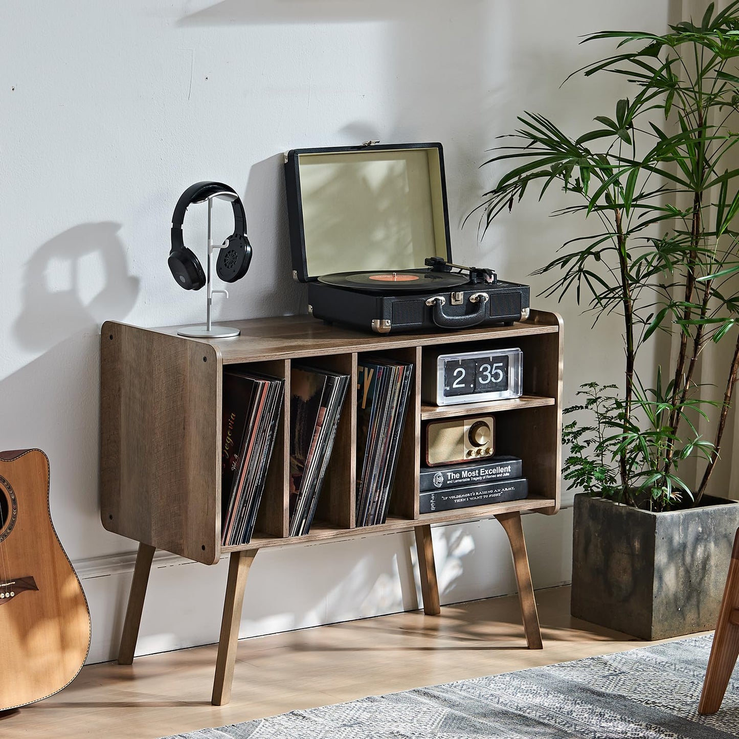 LELELINKY Record Player Stand, 4 Compartments, Holds Up to 220 Records