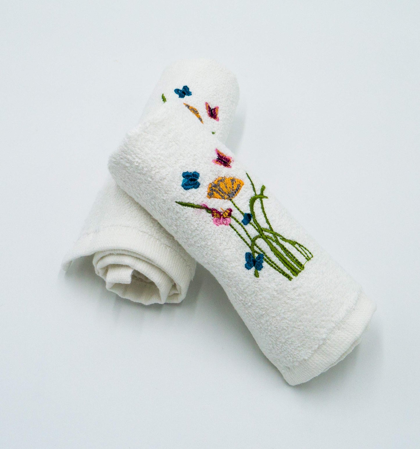 Lex's Linens Pack of 2 Floral & Butterfly Embroidered Towels Flannels