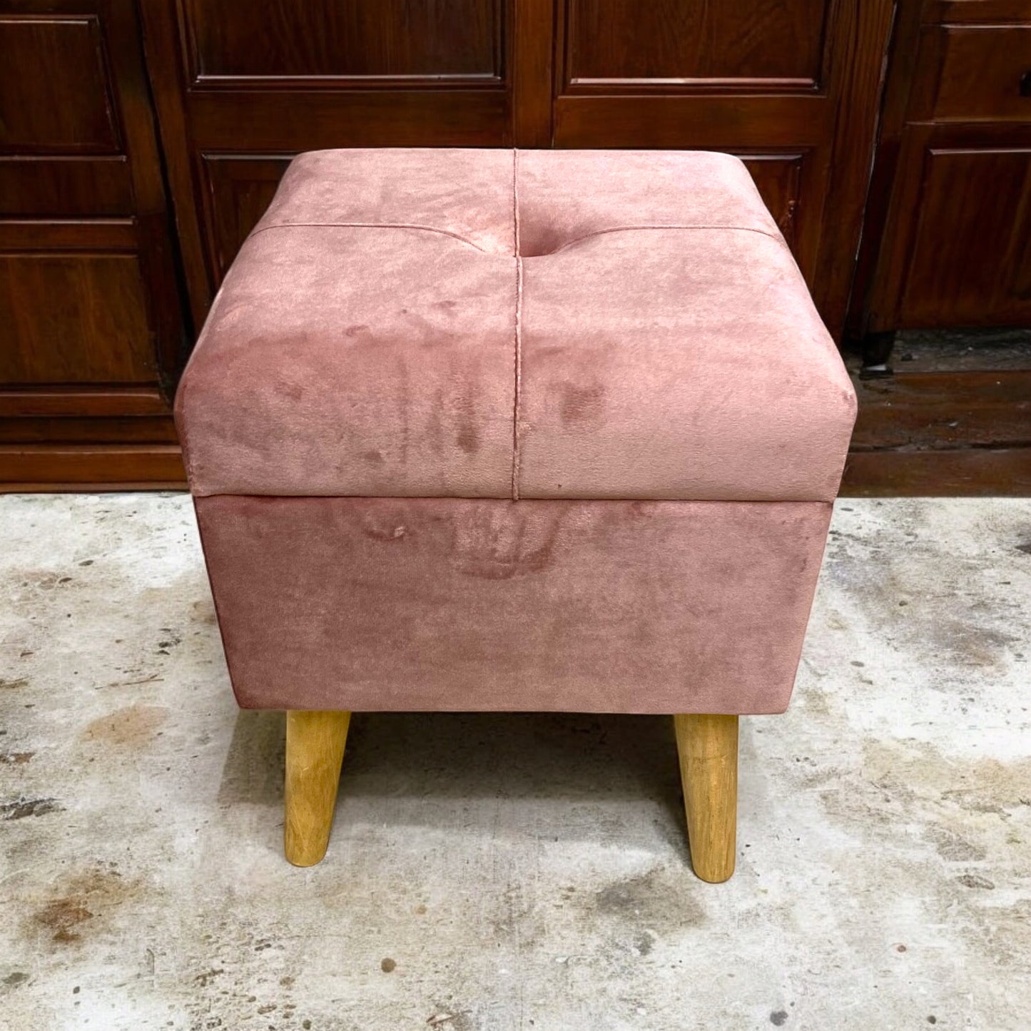 AcaciaHome Stylish & Durable Living Velvet Ottoman Footstool with Lift-Up Storage, Square Design, Traditional Pattern, Comfortable Medium Firmness for Living Room, Office or Lounge (Pink, Square)