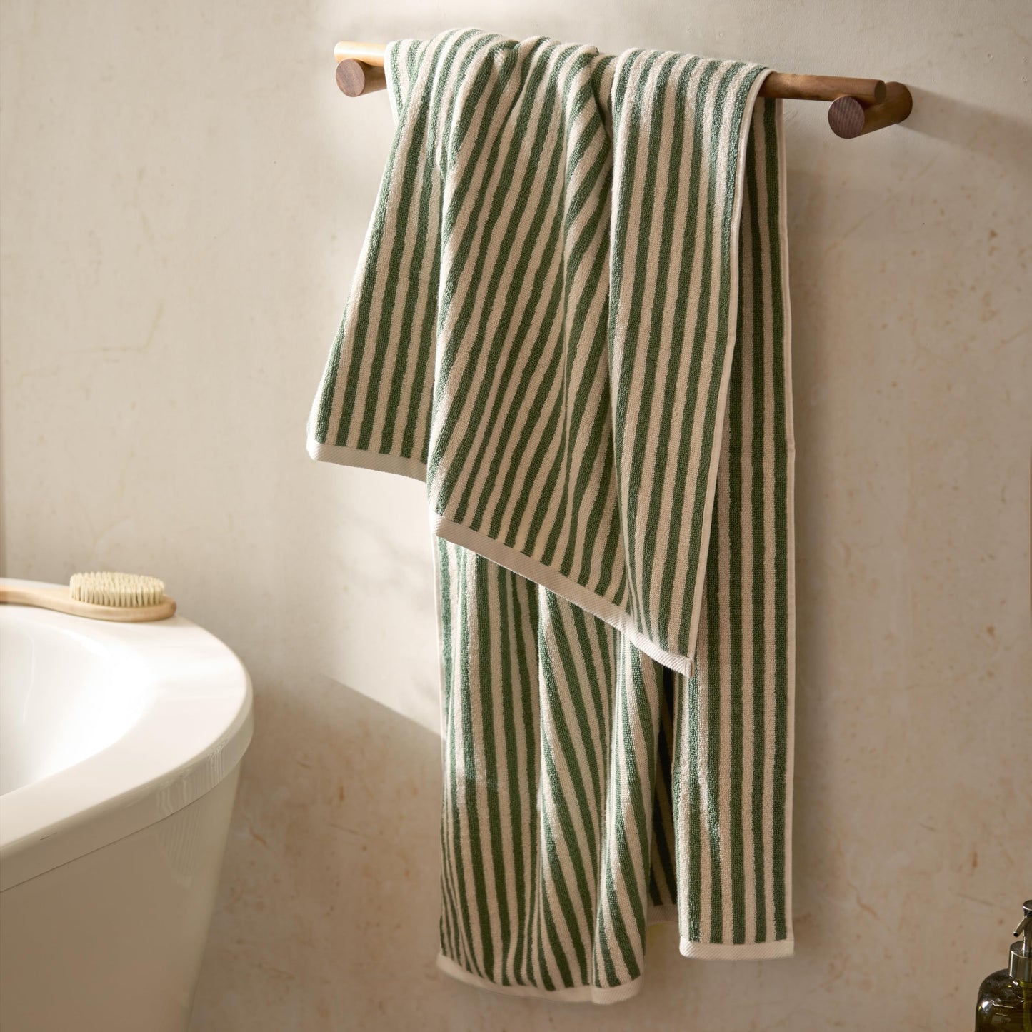 Yard Hebden Striped Cotton Terry Bath Towel (Forest, 70 x 130 cm)