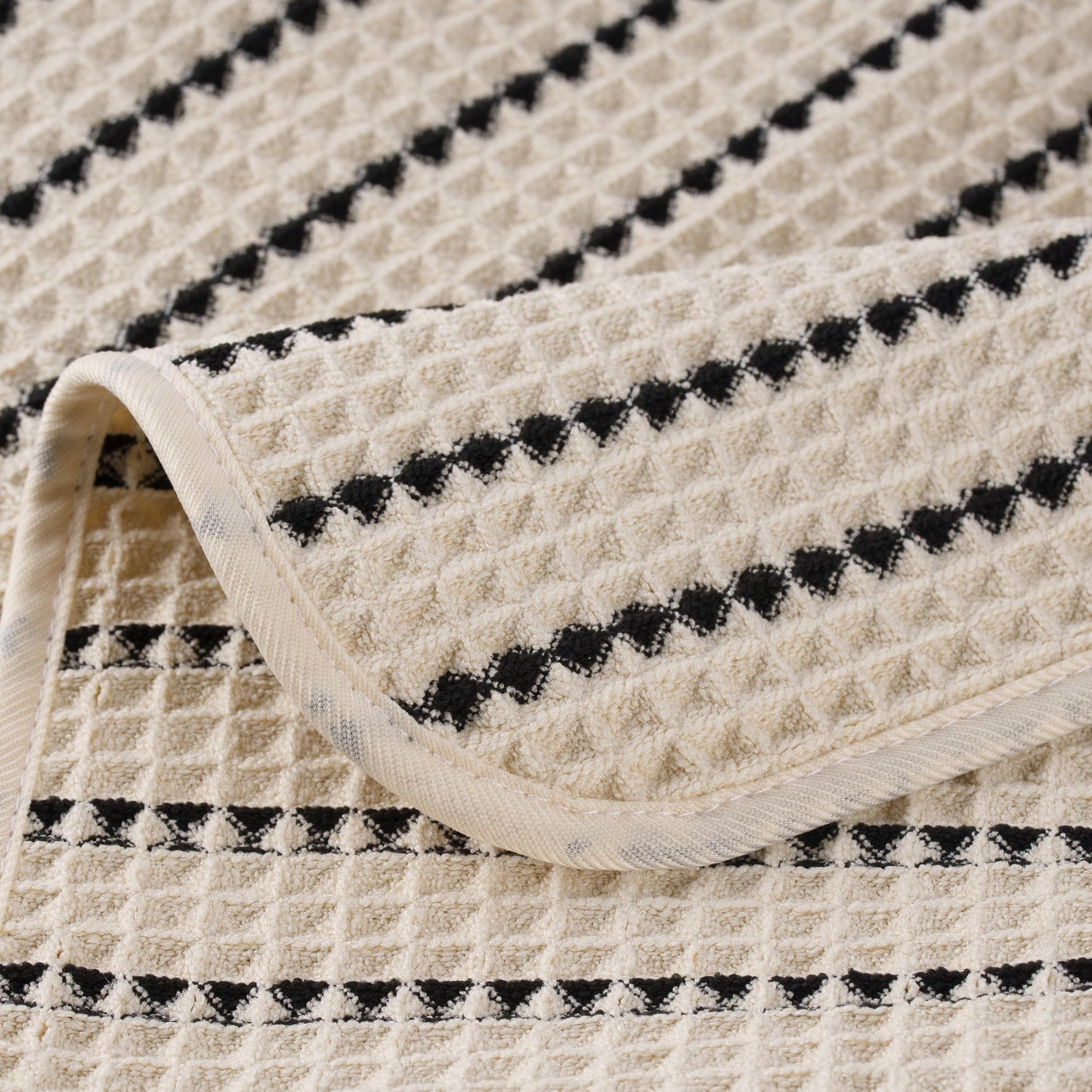 POLYTE 430 GSM Microfibre Waffle Wash Cloth Face Towel, 33.0x33.0 cm