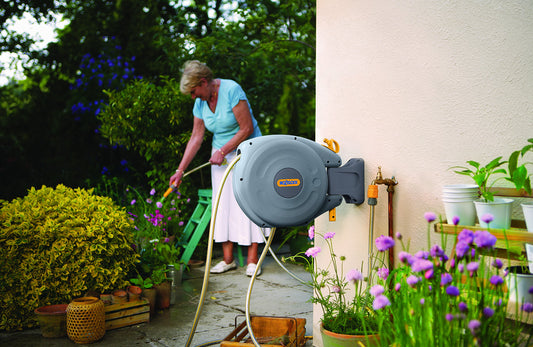 HOZELOCK - Auto Reel Wall-mounted Reel 10m: Easy to Install, Child-lock, Auto-rewind, Ready-to-use Reel with Nozzle, Fittings, Hozelock Hose and