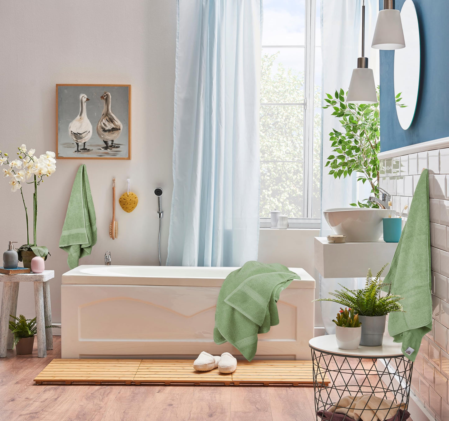 Utopia Towels 8 Piece Towel Set - 2 Bath Towels, 2 Hand Towels and 4 Washcloths Cotton Hotel Quality Super Soft and Highly Absorbent (Sage Green)