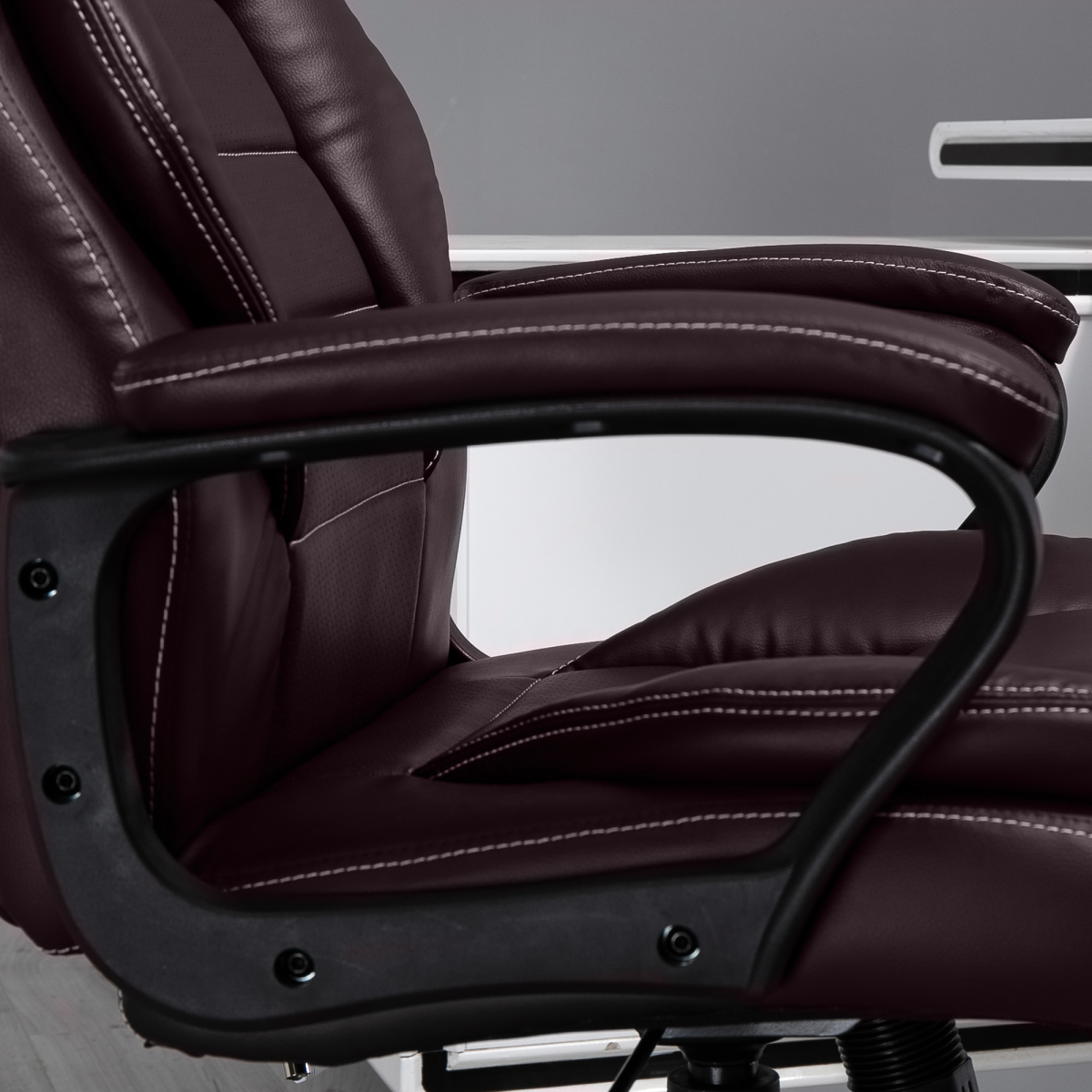 High Back 6 Points Vibration Massage Executive Office Chair, Brown Vinsetto