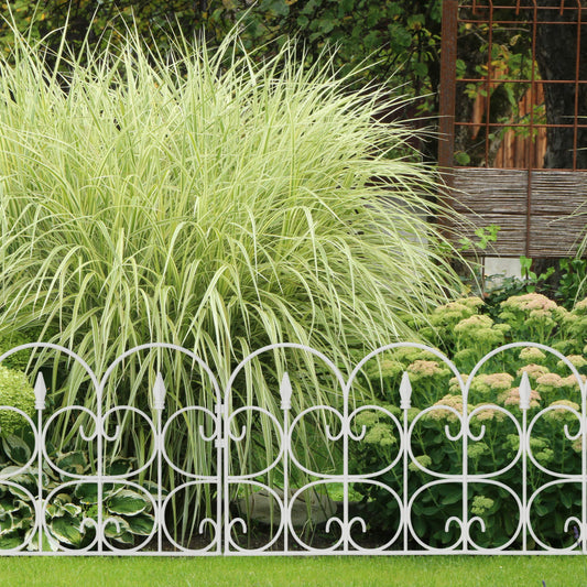 Relaxdays Weatherproof Plastic Flowerbed Fence, 30 cm Tall, Ornate Lawn Enclosure with Spikes, 6-Pc Set, 4m, White