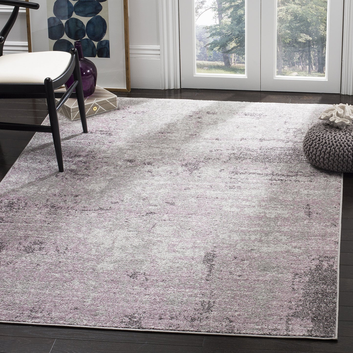 SAFAVIEH Modern Abstract Rug for Living Room, Dining Room, Bedroom - Adirondack Collection, Short Pile, in Light Grey and Purple, 122 X 183 cm