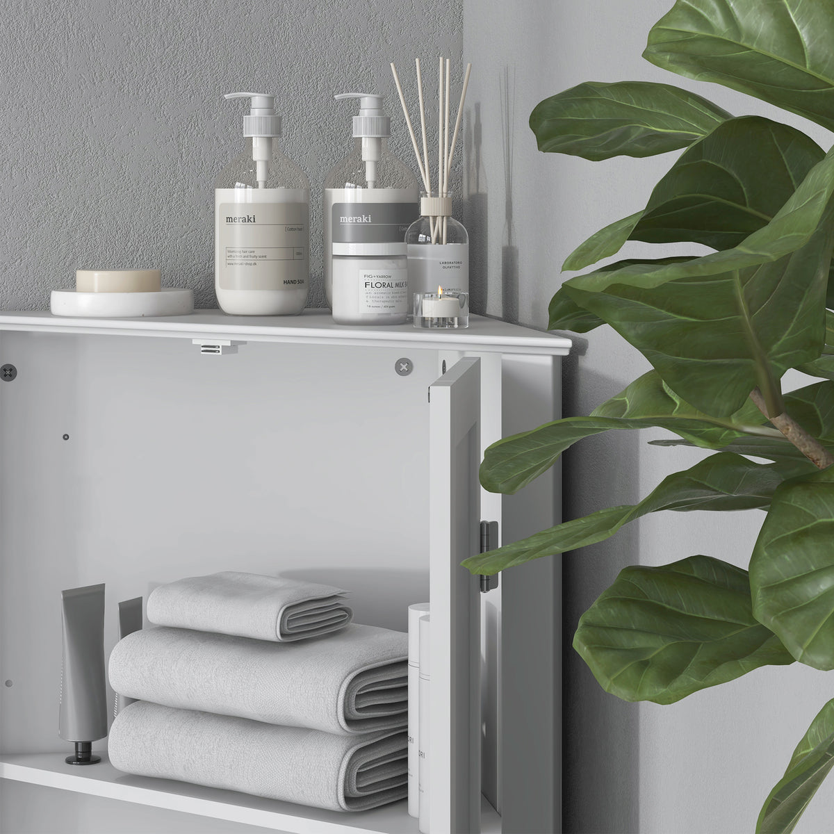 kleankin Corner Cabinet, Triangle Bathroom Storage Cabinet with Adjustable Shelf and Recessed Door, Free Standing, White