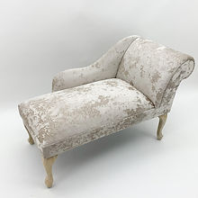 AcaciaHome Comfort and Elegant Art Deco Cream Upholstered Chaise Velvet Fabric Longue Sofa with Spring Seat - Modern Design Classic Elegance for Living Rooms, Bedrooms, and Offices