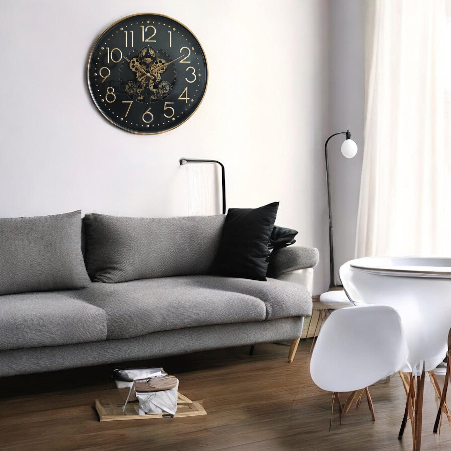 Stylish and Decorative 60cm Metal Gear Round Wall Clock - Industrial Design, Moving Gears, Battery-Operated Quartz Movement and Sophisticated Home Decor for Living Room or Office (1, Black & Gold)