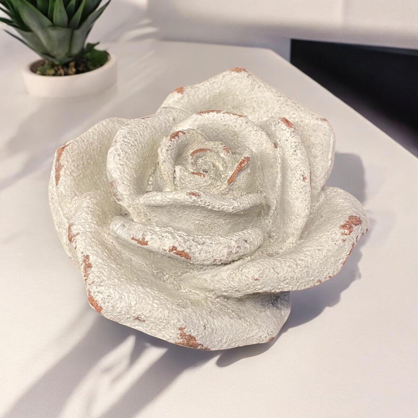 Flower on a Base Garden Ornament Resin Art Sculpture Figurine Stone Look 15cm