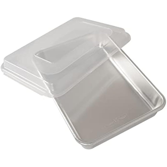 Nordic Ware Naturals 9" x 13" Rectangular Cake Pan with Lid, Natural Aluminium Baking Tin with Superior Heat Conductivity, Premium Bakeware Made in the USA, Silver