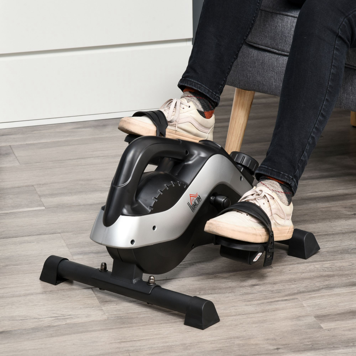 Mini Exercise Bike 8 Levels Magnetic Resistance Leg Fitness LCD Display HOMCOM