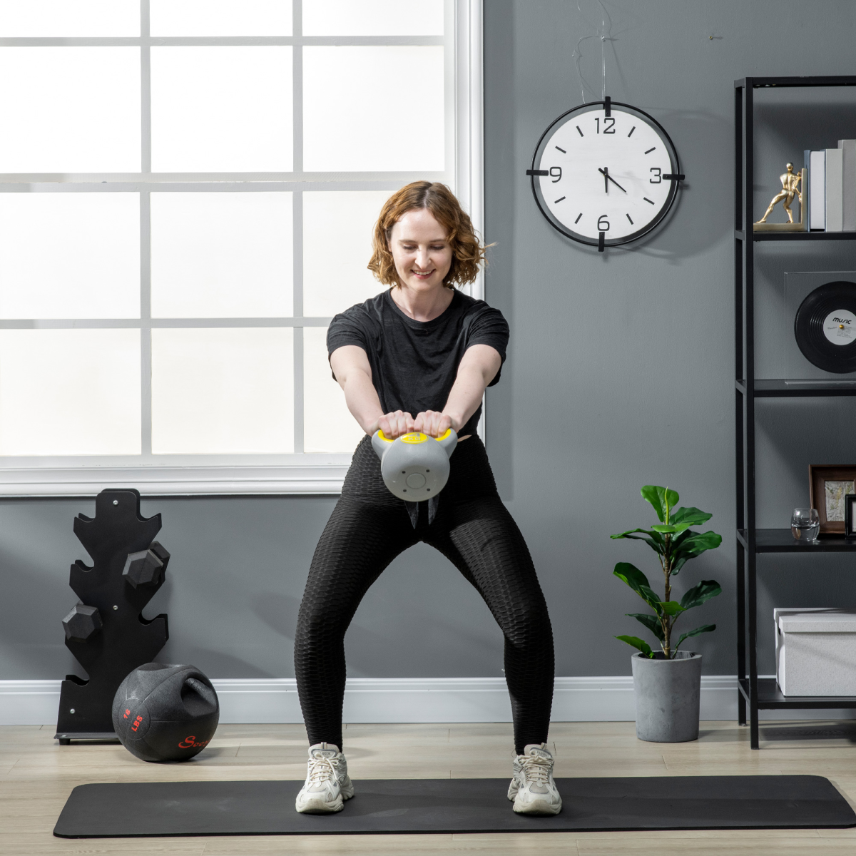 SPORTNOW 4kg Kettle Bell with Handle for Home Gym, Yellow and Grey