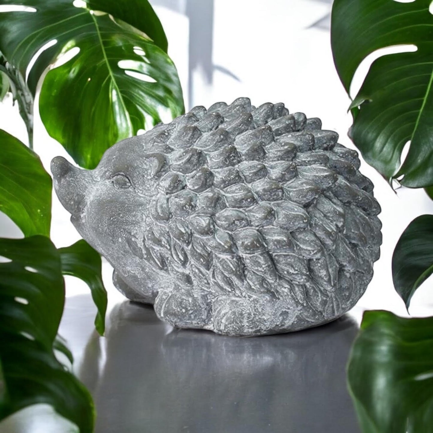 Durable Stone-Look Hedgehog Garden Sculpture – Cement Animal Ornament, Frostproof & Weather-Resistant, Perfect Indoor & Outdoor Décor for Lawn, Patio, Porch, Balcony (21cm Grey Hedgehog Statue)