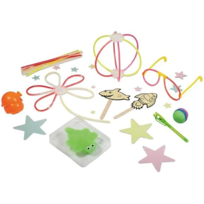 Galt Glow Lab -Explore and Discover Science and Craft Kit for Kids - STEM Learning and Scientific Thinking - Glow in the Dark Science Set with Glow Sticks - Gift for Boys and Girls - Ages 6 Years Plus