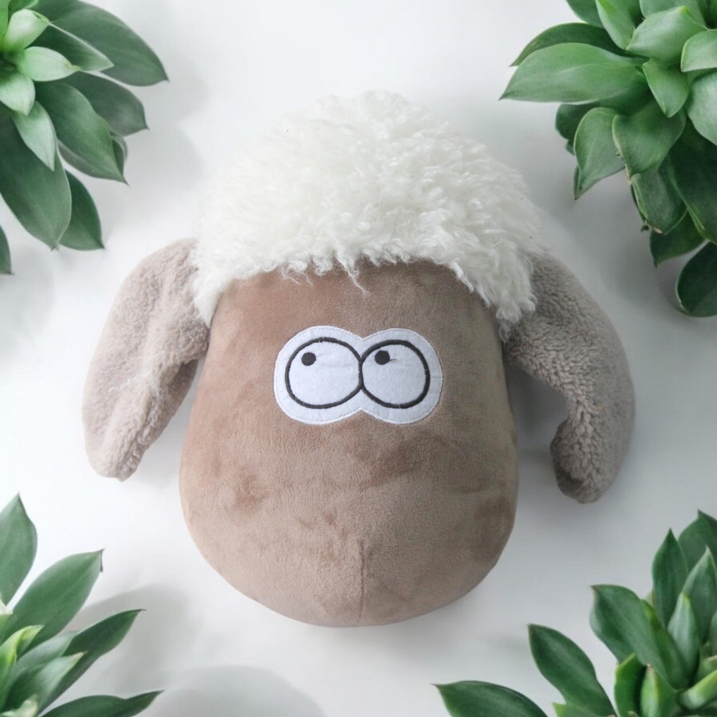 Plush Sheep Head Wall Decoration Ornament, Ideal 3D Toy Gift for Kids Room Decor