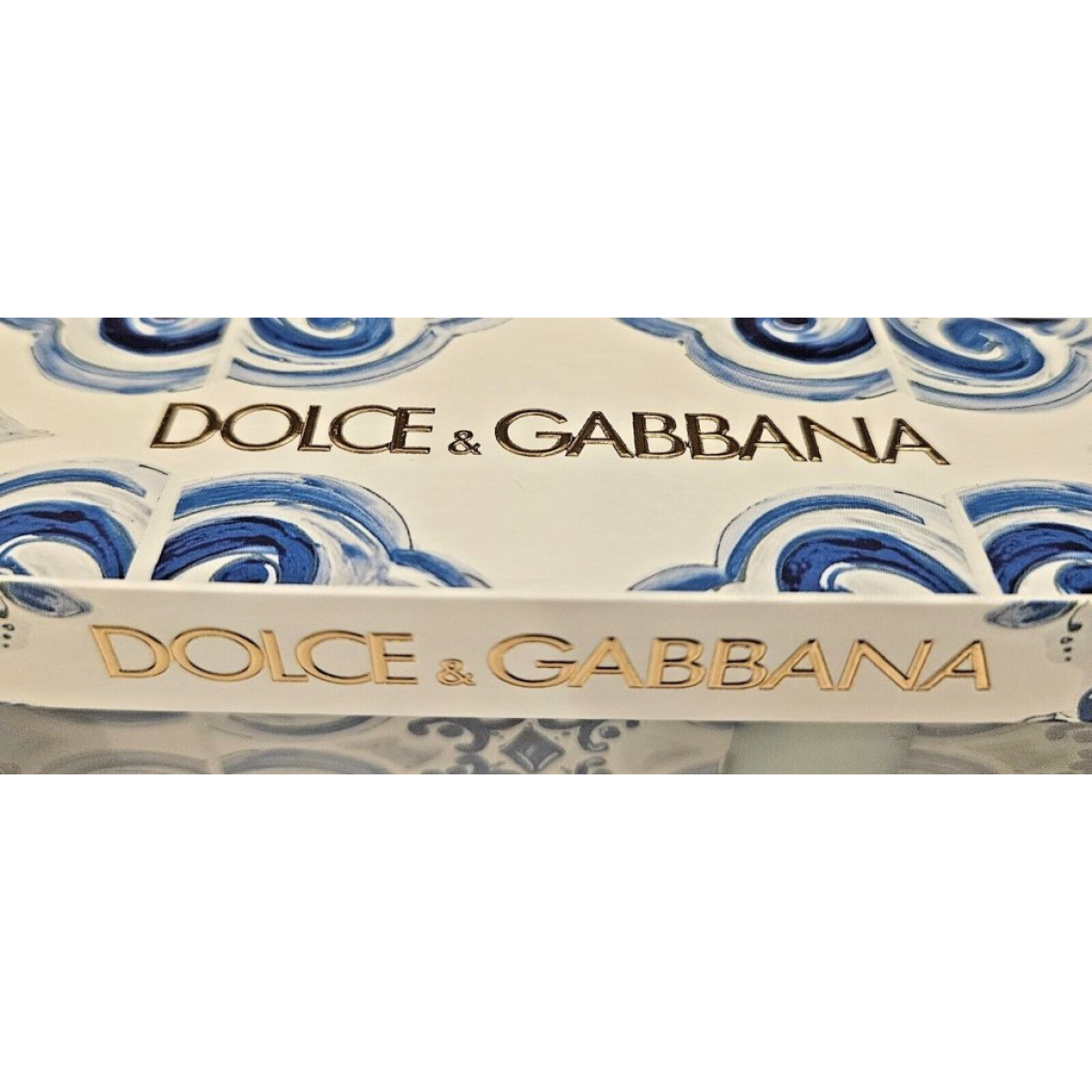 Dolce & Gabbana Light Blue Miniature Gift Set (10ml  4.5ml Eau De Toilette)