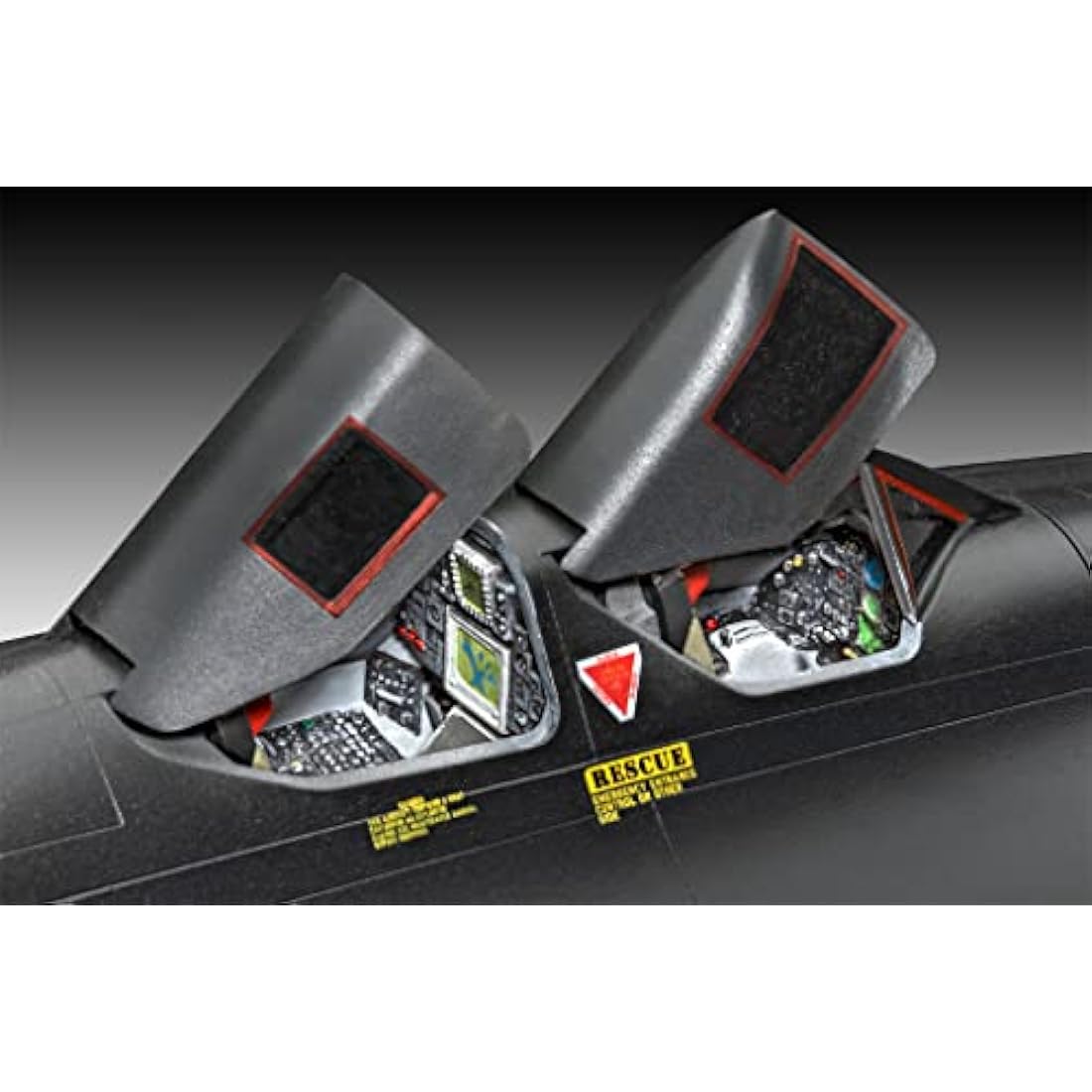 Revell 04967 Lockheed SR-71 A Blackbird 1:48 Scale Unbuilt/Unpainted Plastic Model Kit