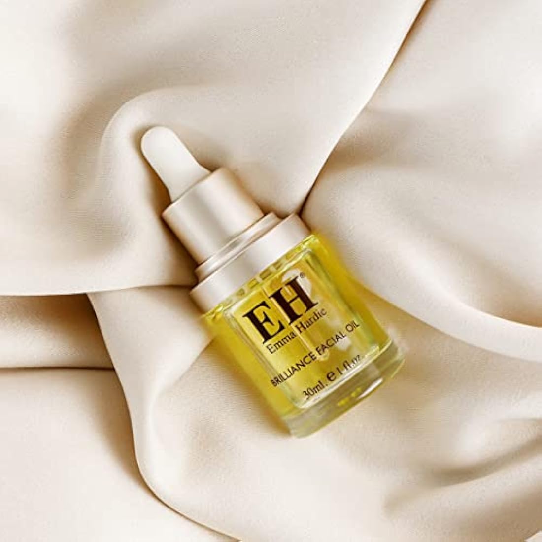 Emma Hardie 30ml Brilliance Facial Oil with Botanical Extract Blend, Use to Hydrate & Revitalise Skin, Promote Glow & Youthful Look & Reduce Wrinkle, Suitable for Sensitive Skin, Vegan & Cruelty Free