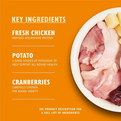 Lily's Kitchen Made with Natural Ingredients Adult Dry Cat Food Bag Chicken with Veggies Grain-Free Recipe 4 x 800g